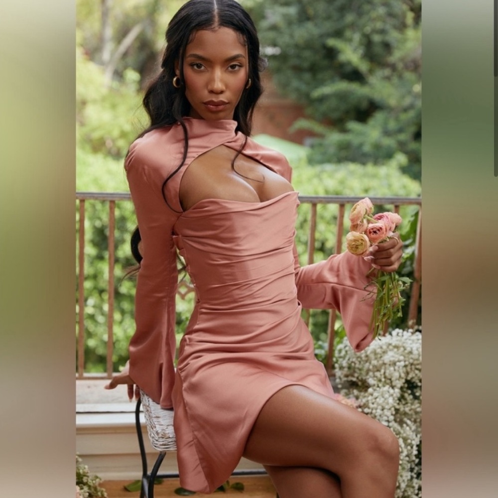 HOUSE OF CB TOIRA LONG BELL SLEEVE